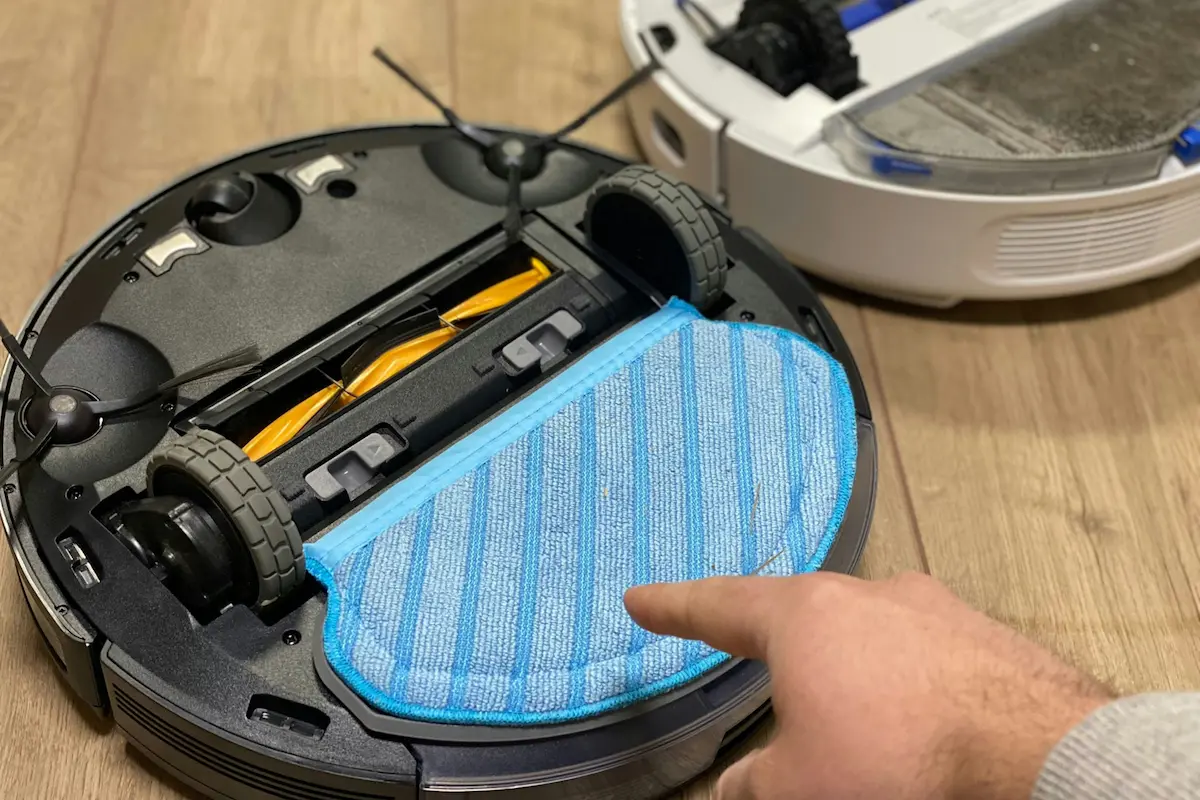 brosse caoutchouc anti emmelement aspirateur robot